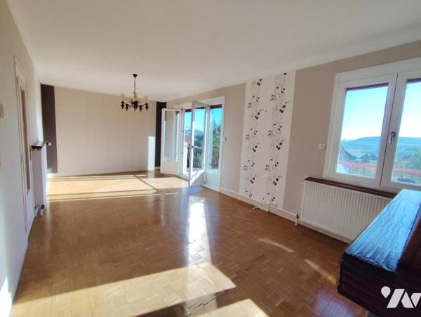 MONTMÉDY – Maison individuelle - Jardin clos & 3 chambres