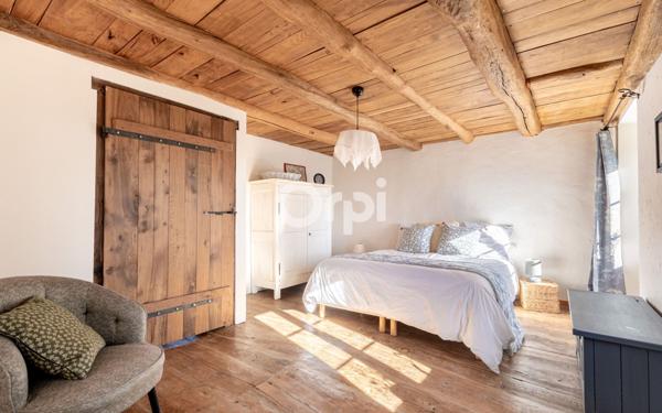 Maison à vendre    8 pièces • 185 m2 Aureil