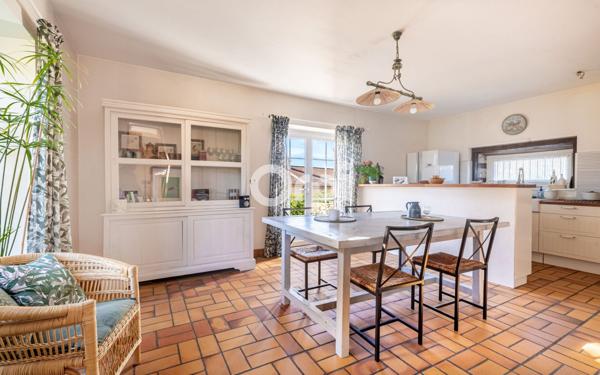 Maison à vendre    8 pièces • 185 m2 Aureil