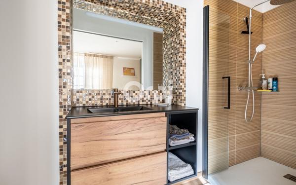 Maison à vendre    8 pièces • 185 m2 Aureil