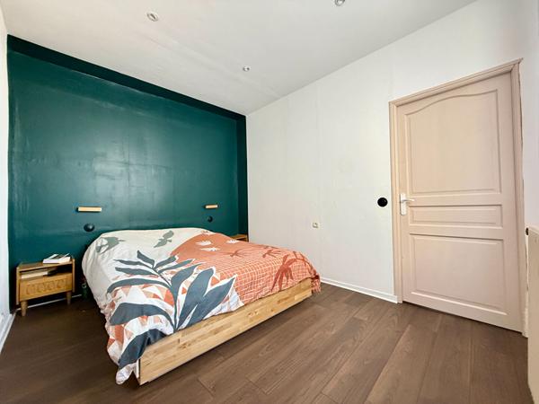 Maison coup de coeur avec cour et garage