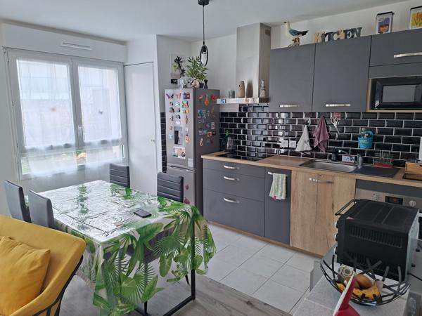 Appartement type 2 + cellier + parking