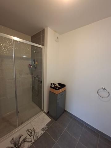 Appartement type 2 + cellier + parking