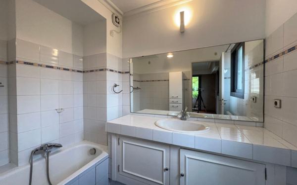 Maison à vendre    4 pièces • 105,44 m2 Cannes