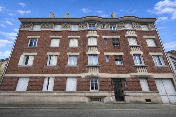 Secteur CESSON - Appartement Melun 3 pièces 75 m2 avec cave et cellier.