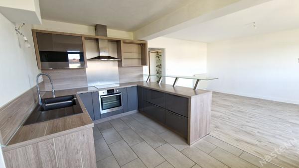 Bel Appartement lumineux avec 2 chambres, terrasse, balcon et garage à Bergerac