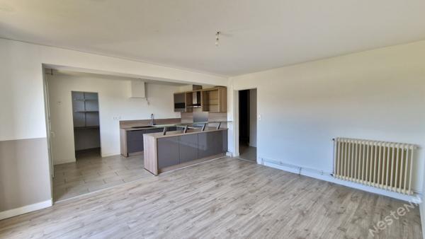 Bel Appartement lumineux avec 2 chambres, terrasse, balcon et garage à Bergerac