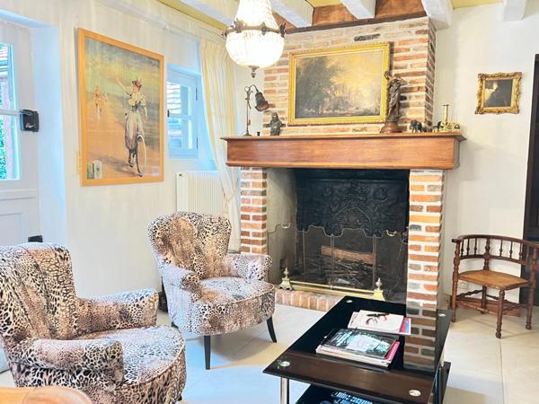 Propriete à vendre 9 pièces ARDON (45)