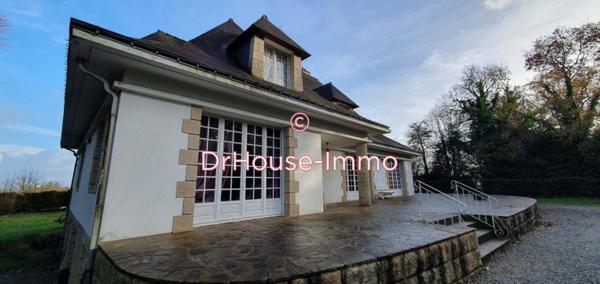 Maison à vendre 8 pièces de 230 m²