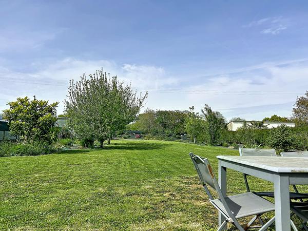 Maison rénovée sur sous-sol, 3 chambres, Trégourez, sur plus de 1000 m² de terrain