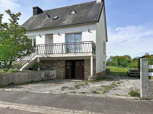 Maison rénovée sur sous-sol, 3 chambres, Trégourez, sur plus de 1000 m² de terrain