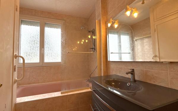 Maison à vendre    4 pièces •  Dijon