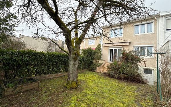 Maison à vendre    4 pièces •  Dijon