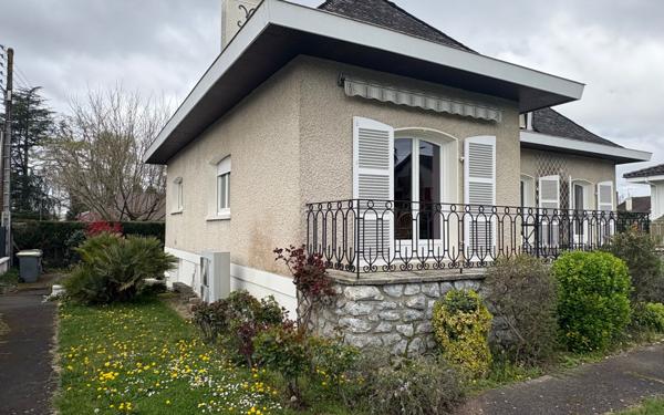 Maison à vendre    6 pièces • 160,56 m2 Pau