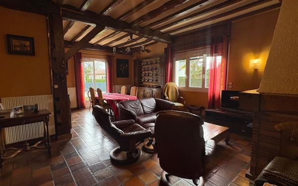 Maison à vendre    6 pièces • 160,56 m2 Pau