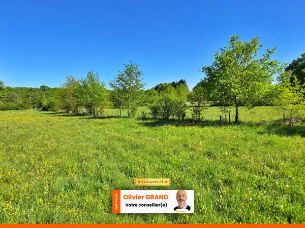Terrain 2 000,00 m² ORADOUR SUR GLANE - Calme et Campagne