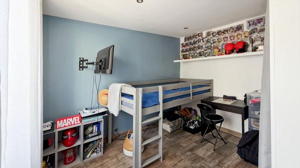 A vendre exclusivité appartement T3/T4 de 61 m2 , balcon à Marseille Saint Just 13013