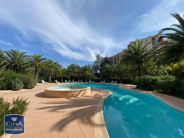Appartement à louer 1 pièce 29.65m² Mandelieu-la-Napoule (06210)