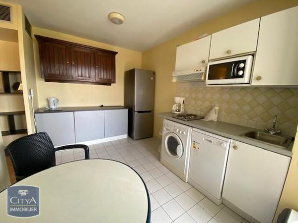Appartement à louer 1 pièce 29.65m² Mandelieu-la-Napoule (06210)