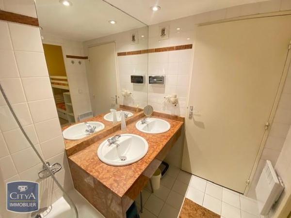 Appartement à louer 1 pièce 29.65m² Mandelieu-la-Napoule (06210)