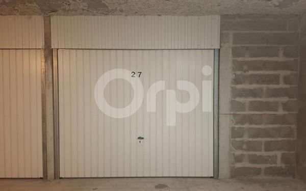 Stationnement à vendre