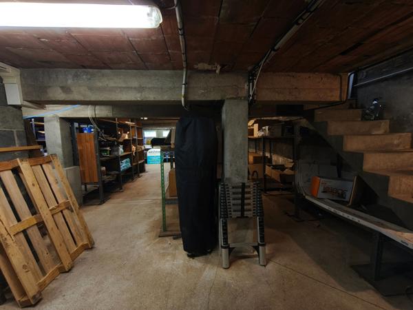 Local commercial Brive La Gaillarde à louer quartier Roseraie - 92 m² - Bureaux - Salle de réunion - cave - Jardin et terrasse