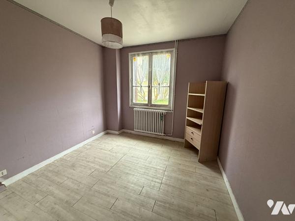 Saint Grégoire  - Longère à rénover proche bourg