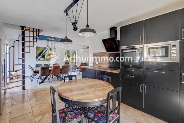 Vente Villa 6 pièces 224 m2 à Le Cannet-des-Maures