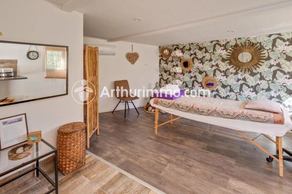 Vente Villa 6 pièces 224 m2 à Le Cannet-des-Maures