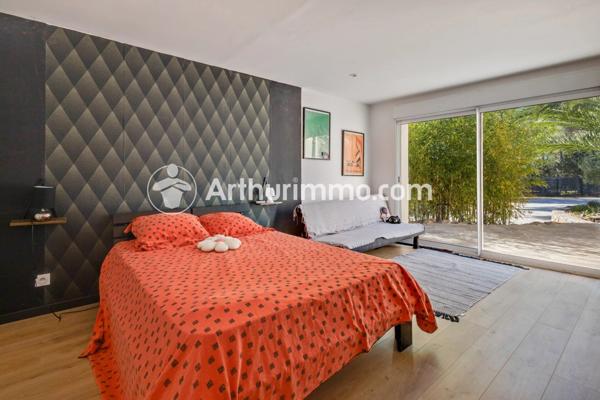 Vente Villa 6 pièces 224 m2 à Le Cannet-des-Maures