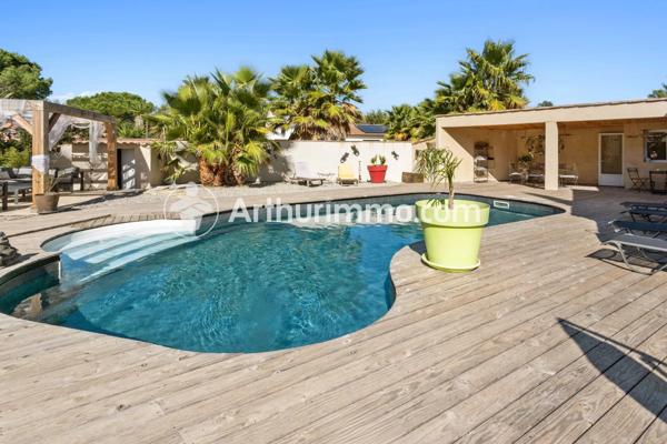 Vente Villa 6 pièces 224 m2 à Le Cannet-des-Maures