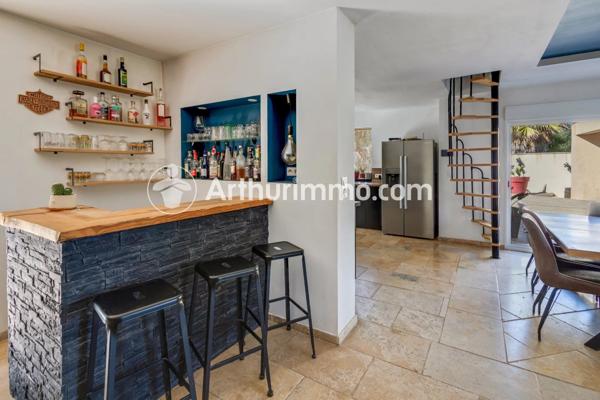 Vente Villa 6 pièces 224 m2 à Le Cannet-des-Maures