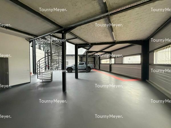 A LOUER LOCAL D'ACTIVITES - MERIGNAC