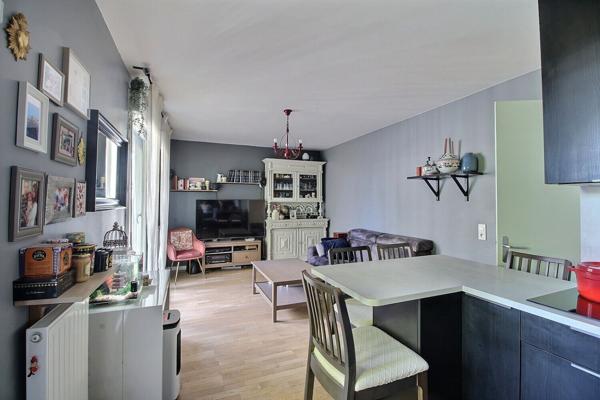 Appartement contemporain 3 pièces en rez-de-chaussée surélevé de 61.07 m² à Massy Atlantis