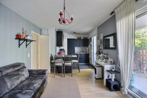 Appartement contemporain 3 pièces en rez-de-chaussée surélevé de 61.07 m² à Massy Atlantis