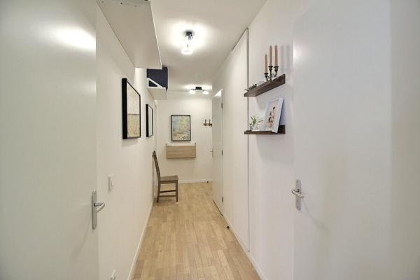 Appartement contemporain 3 pièces en rez-de-chaussée surélevé de 61.07 m² à Massy Atlantis