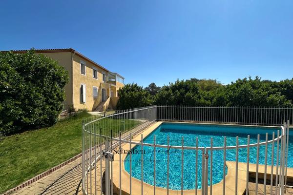 Ensemble immobilier à vendre à BOUC BEL AIR (13) - deux logements - grande parcelle - piscine et pool house - grand garage en sous-sol