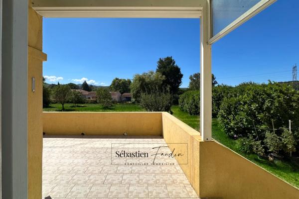 Ensemble immobilier à vendre à BOUC BEL AIR (13) - deux logements - grande parcelle - piscine et pool house - grand garage en sous-sol