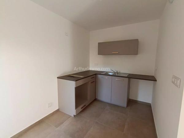 Location Appartement 1 pièces 30 m2 à Sarrola-Carcopino