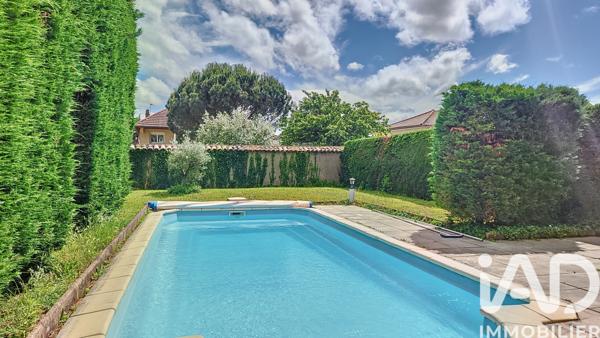 Location maison 6 pièces 204 m² Brignais