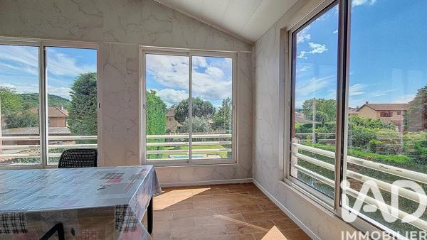 Location maison 6 pièces 204 m² Brignais