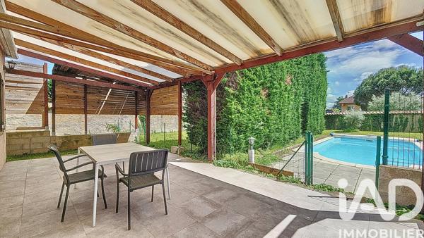 Location maison 6 pièces 204 m² Brignais