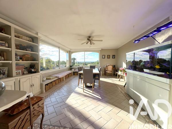 Maison à vendre 6 pièces 186 m² Roquebrune-sur-Argens