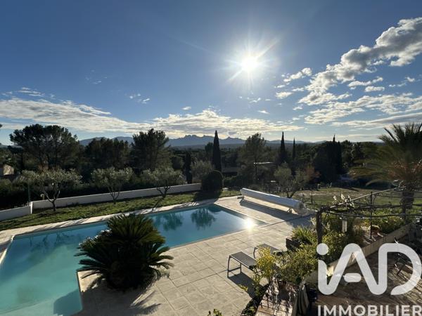 Maison à vendre 6 pièces 186 m² Roquebrune-sur-Argens