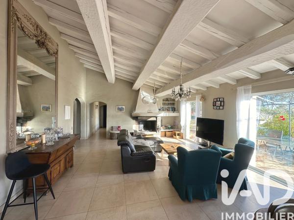 Maison à vendre 6 pièces 186 m² Roquebrune-sur-Argens