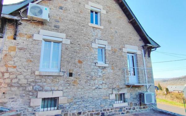 Maison à vendre    5 pièces •  Espalion