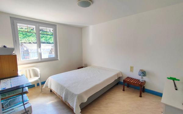 Maison à vendre    5 pièces •  Espalion