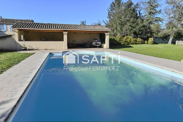 Villa rénovée T9 avec piscine et maison d'amis