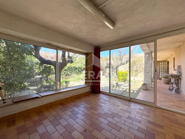 A VENDRE 84120 PERTUIS MAISON TYPE 5 PIECES D'ENVIRON 143M² AVEC JARDIN ET GARAGE