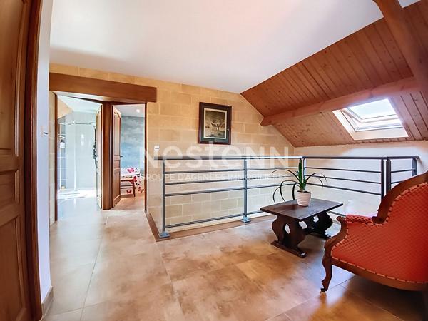 Maison familiale à vendre Cosnac : 5 chambres avec vue dégagée, terrain 2 500 m² et performance énergétique B ? Cosnac